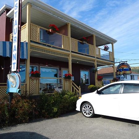 Hotel-Motel Baie-Ste-Catherine ภายนอก รูปภาพ