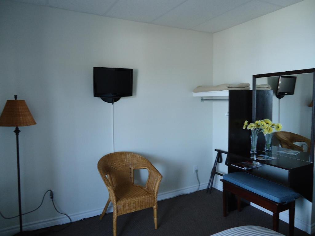 Hotel-Motel Baie-Ste-Catherine ภายนอก รูปภาพ