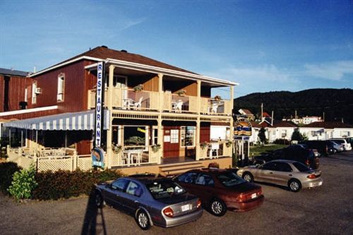 Hotel-Motel Baie-Ste-Catherine ภายนอก รูปภาพ
